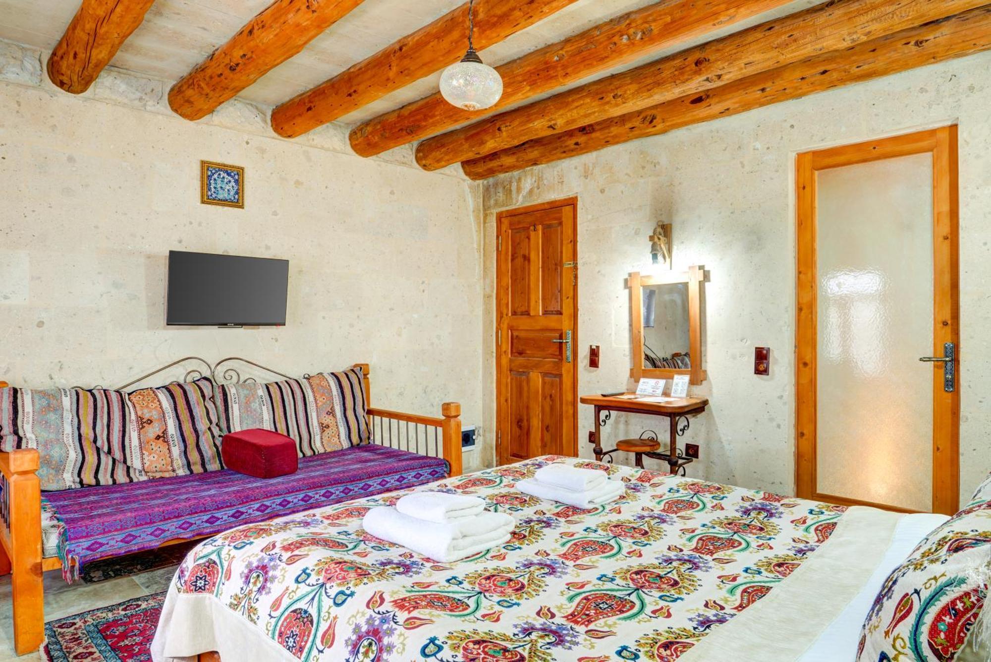 Bed and Breakfast Atax Cave House Avanos Екстер'єр фото