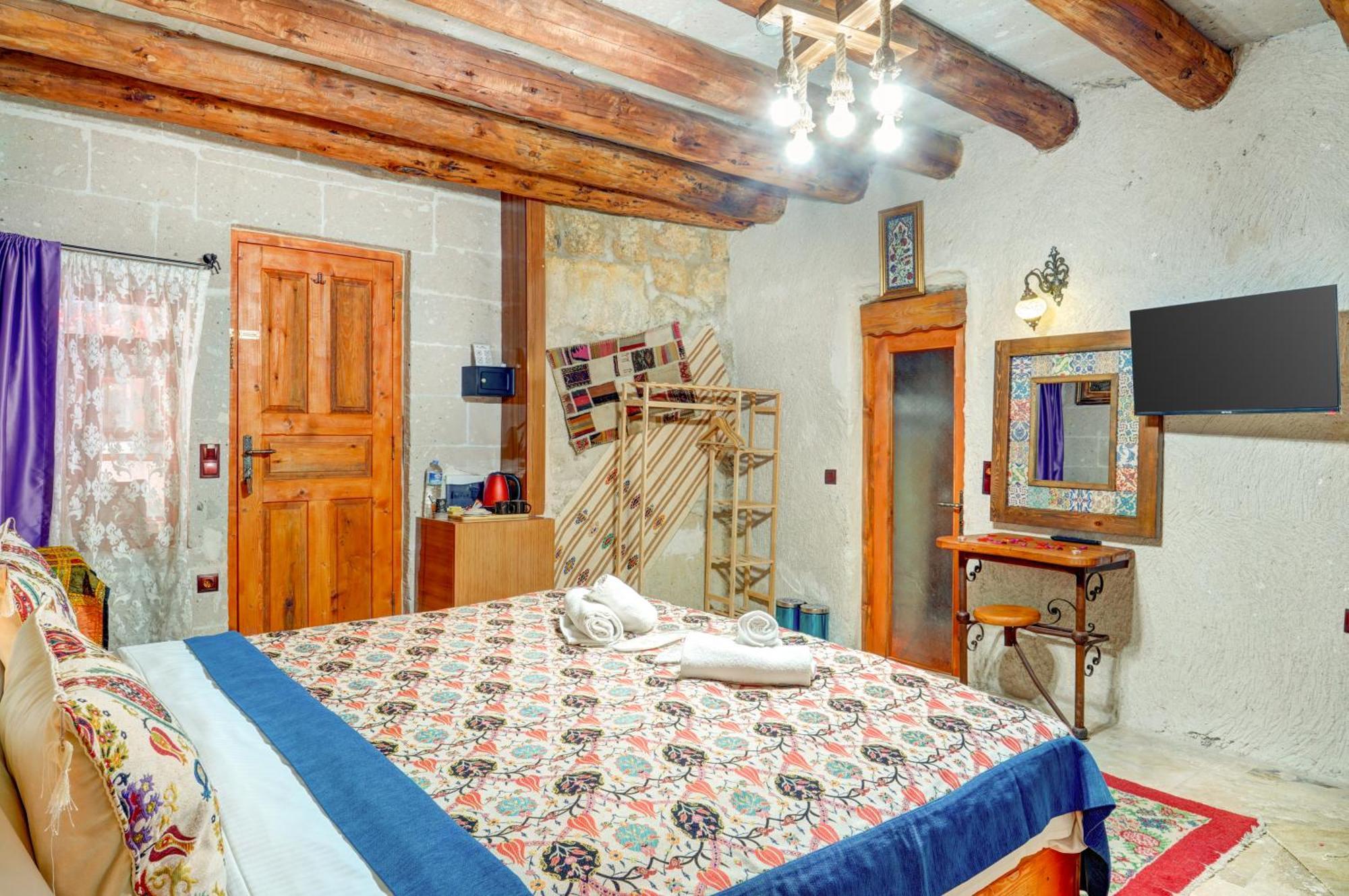 Bed and Breakfast Atax Cave House Avanos Екстер'єр фото